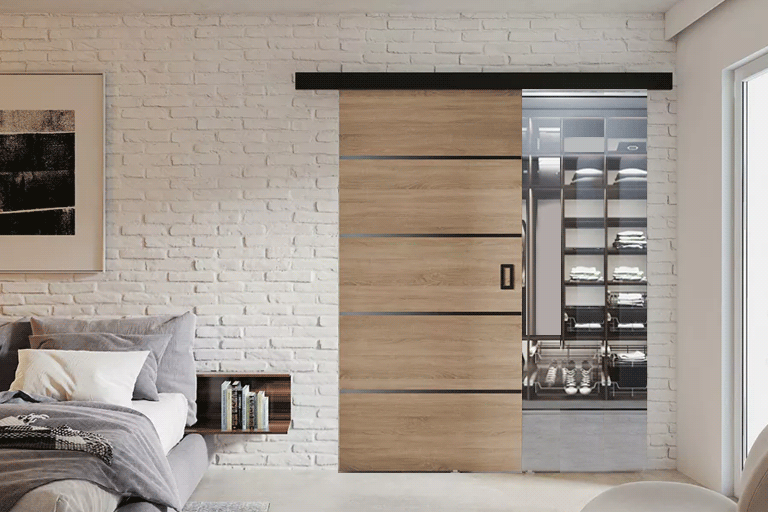 Универсални врати